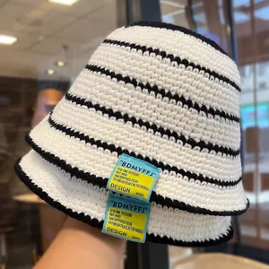 Cappello a secchiello in maglia a righe da donna, autunno e inverno cappello versatile.