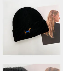 Bonnet en tricot noir avec charmant design de broderie de chiot, couvre-chef d'hiver chaud.
