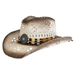 Detailweergave van dames western strohoed met kraalband en kleurverloopontwerp.