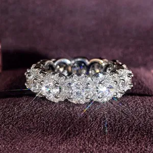 Vintage halo cluster diamant eeuwigheid ring volle zirkoon luxe stapelbare vrouwen detail