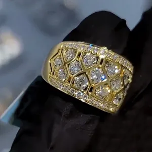 Brede gouden kubieke zirkonia geometrische ring voor vrouwen luxe elegante mode sieraden