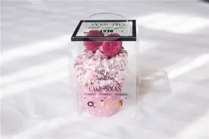 Korallenfleece Flauschsocken Cupcake Verpackung Detail im Karton für den Winter Kuschelgemütlich.