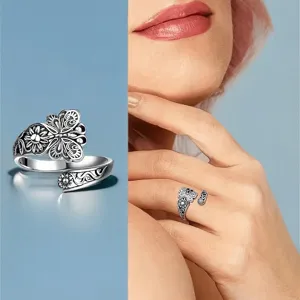 Französischer Vintage offener Ring mit filigranem Schmetterlings- und Blumenmuster.
