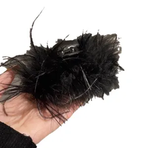 Black feather hair claw clip fluffy ostrich feather hairpin stylish hair accessories