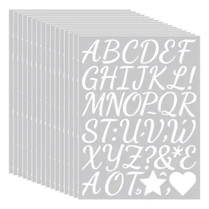 Dettaglio di fogli di adesivi con alfabeto corsivo manoscritto, vinile impermeabile.