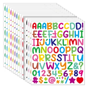 Set de pegatinas de letras y números de dibujos animados coloridos para manualidades DIY.