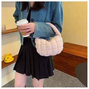 Sac à main matelassé rose sac bandoulière décontracté pochette tendance détail