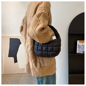 Élégant sac à main unicolore pour femme automne hiver mode petit sac bandoulière