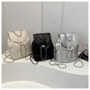 Femme élégant sac à dos mini en cuir PU avec bandoulière chaîne et fermoir tendance mode