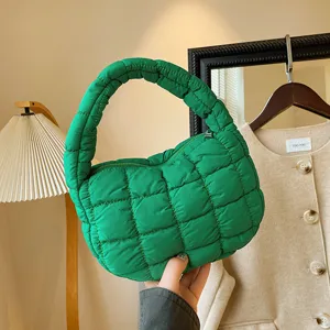 Sac a main matelasse vert pour femmes tendance chic petit sac cabas hiver de mode style