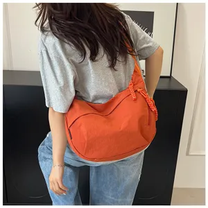 Sac bandoulière en nylon de couleur unie tendance pour femme sac fourre-tout décontracté