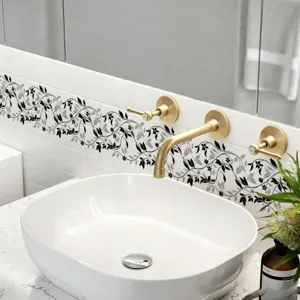 Adhesivo de cenefa de azulejos floral impermeable para una bonita decoración de baño