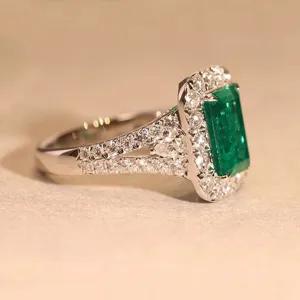 Anello vintage con smeraldo verde quadrato da donna gioiello di lusso per matrimonio