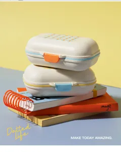 Portasapone portatile con coperchio, design a ribalta creativo per dormitorio e viaggio.