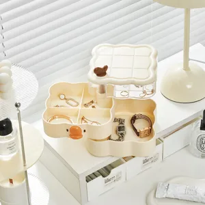 Multi-layer rotating jewelry box, cute desktop storage organizer for rings, earrings and necklaces.
