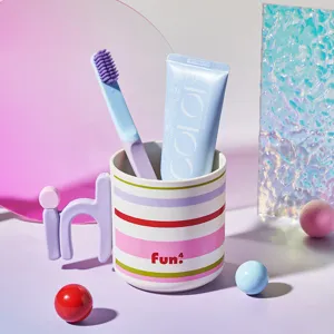 Plastic Mouthwash Cup Household Couple Toothbrush Mug Creative Striped Handle Washing Cup Bathroom Drinking Tumbler