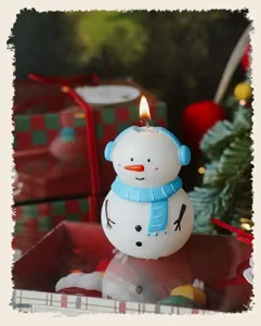 Christmas snowman scented candle gift set, desktop festive decorative candle for decor.