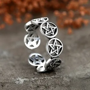 Punk Stil silber verstellbarer Pentagramm Stern Ring, geometrisches Hohldesign Modeschmuck.