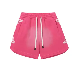 Shorts casual streetwear rosa lavato unisex con ricamo laterale e coulisse elastica.