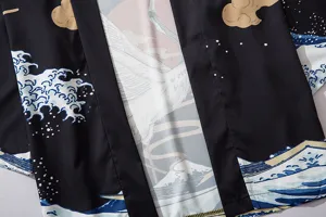 Japanese vintage ukiyo-e crane wave print 3/4 sleeve kimono cardigan fabric detail view.
