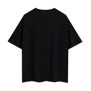 Classic plain black short sleeve t-shirt for men and women casual streetwear basic top.