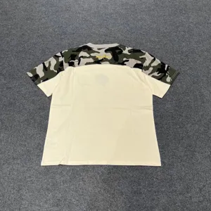 T-shirt camouflage colorblock à manches courtes avec broderie au dos pour homme et femme