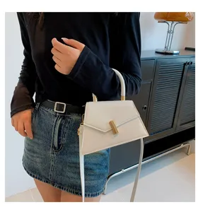 Elegante borsa a tracolla di colore unito con chiusura in metallo per lavoro quotidiano.