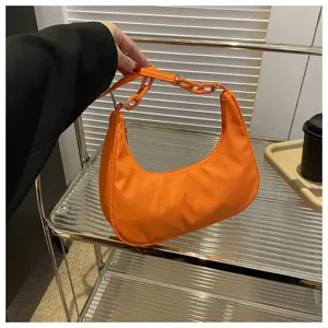 Sac a main sous les bras en nylon orange femme 2023 sac tendance petit sac bandouliere