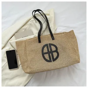 Large capacity straw woven shoulder bag, contrast color retro beach tote bag for women.