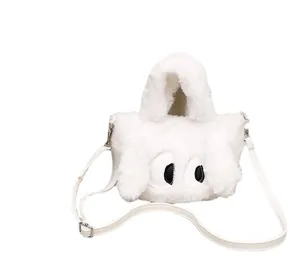 Sac à main en peluche duveteuse et mignonne, sac cabas moelleux avec design de dessin animé.