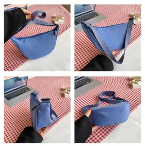 Vues détaillées du sac croissant tendance en nylon, montrant la texture et la bandoulière.