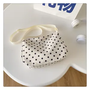 Casual polka dot nylon canvas schoudertas voor dames schattige zomer messenger tas
