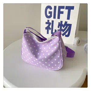 Paarse schoudertas van nylon met stippen, schattige casual tas voor meisjes dagelijks gebruik.