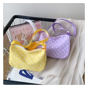 Nylon stippen schoudertas zoete snoep kleur casual crossbody tas voor vrouwen dagelijks gebruik