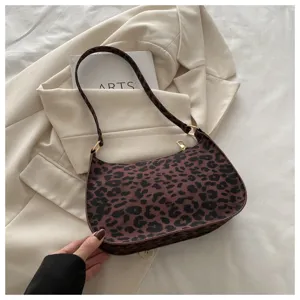 Sac porté épaule imprimé léopard marron élégant sac hobo croissant minimaliste femme