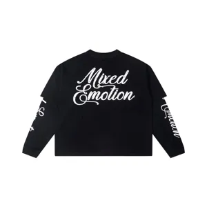 T-shirt noir à manches longues faux deux pièces avec lettres en strass au dos.