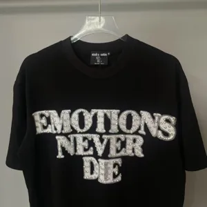 Black rhinestone letter print short sleeve t-shirt casual streetwear top for men and women