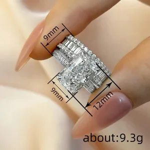 Luxe dubbellaagse stapelbare diamanten ring voor dames, elegante aanzoeksieraden.