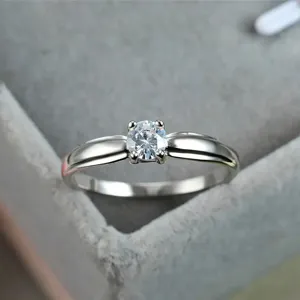 Minimalistische Koperen Zirkonia Ring Voor Vrouwen Bruiloft Mode Sieraden Geometrisch Ontwerp Kristalen Vingerring