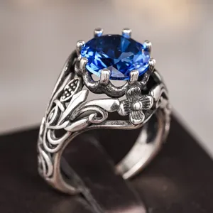 Vintage Gothic Copper Rhinestone Ring For Women Antique Silver Carved Flower Vine Blue Stone Lolita Dark Punk Finger Band Ring Jewelry