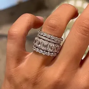 Luxe Koperen Platinastapelbare Ringen Set Voor Dames Geometrische Zirconia Ingelegde Vierdelige Vingerringen Feestsieraden Cadeau
