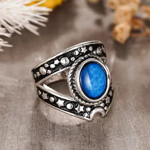 anillo estrella luna vintage estilo punk piedra azul vista detalle joya moda mujer