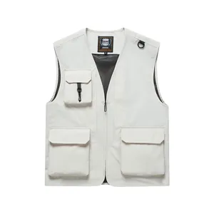 Gilet cargo da uomo all'aperto con tasche multiple e fodera in rete traspirante ideale.