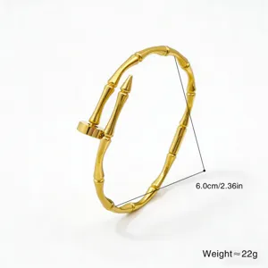 Bracelet jonc ouvert clou en bambou acier inoxydable doré accessoire de mode élégant.