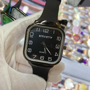 Reloj para hombre digital minimalista cuadrado KEIIDY con correa de silicona negra