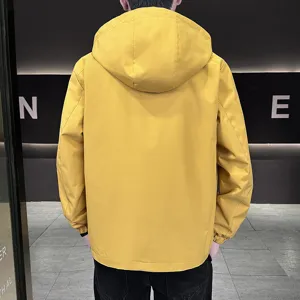 Men's yellow hooded jacket, casual streetwear outerwear for spring and autumn seasons.