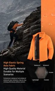 Dettaglio della giacca impermeabile outdoor, con trama del tessuto, scena di arrampicata e vento.