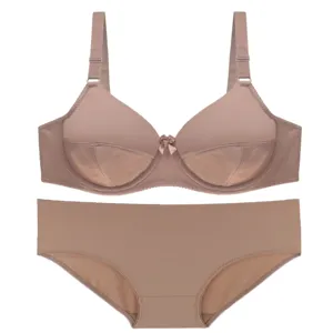 Plus size seamless bra and panties set, ultra-thin sexy lingerie, comfortable breathable.
