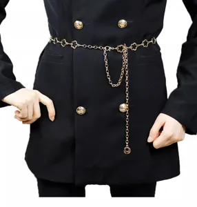 Detail of the elegant gold metal clover waist chain accessory, ideal for dresses and stylish outfits.