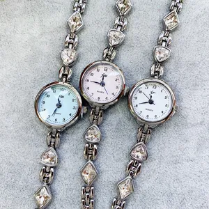 Damen Quarzuhr Mode Strass Armbanduhr elegante luxus Armbanduhren fuer Damen und Maedchen